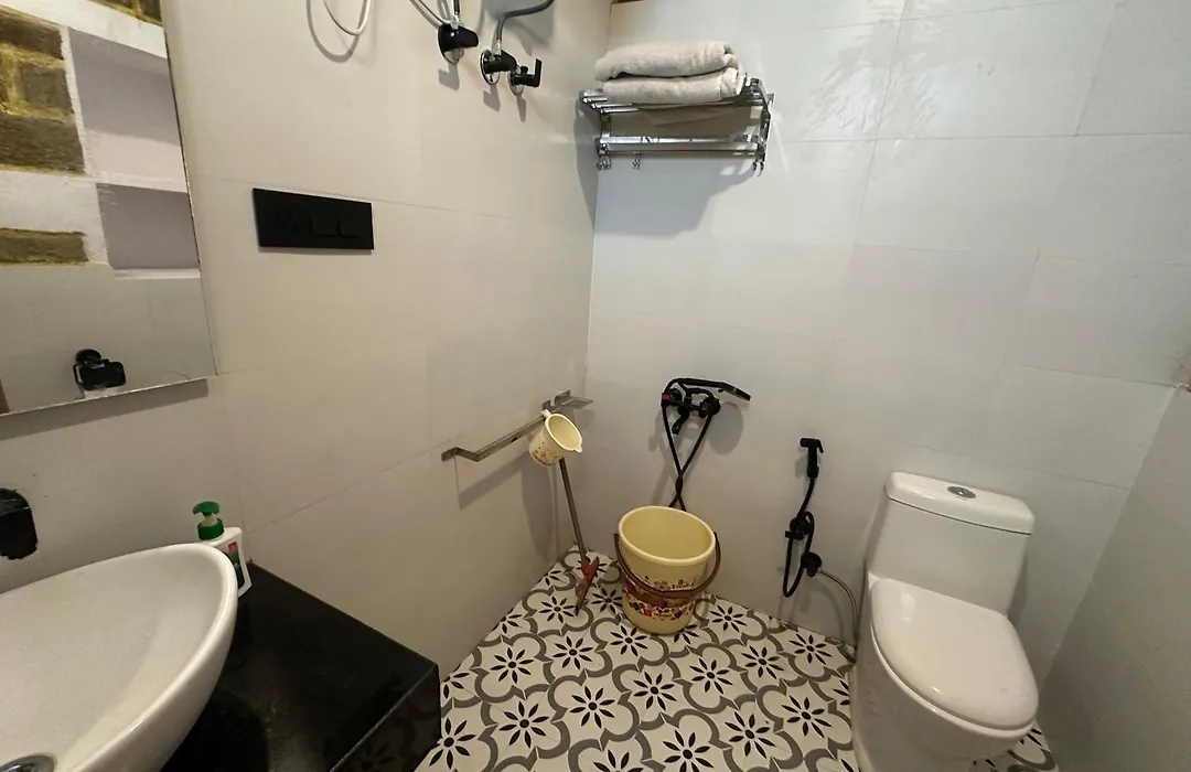 Vista Hostel Jeolikote, Nainital-1